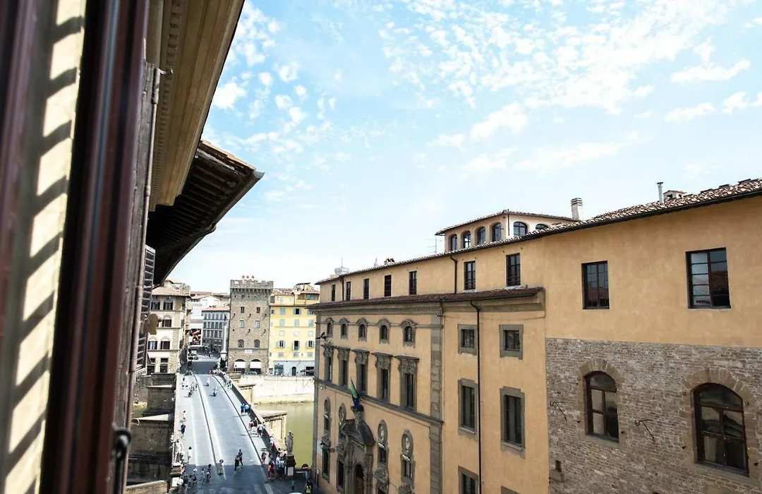 Frescobaldi Modern Loft-1